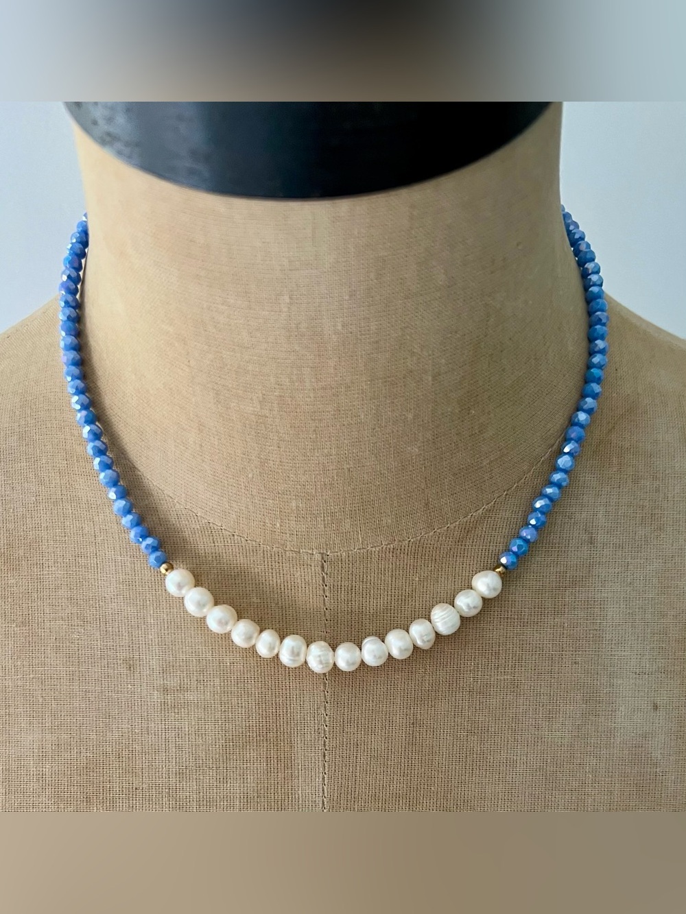 NWT FRESHWATER, PEARL AND CRYSTAL NECKLACE